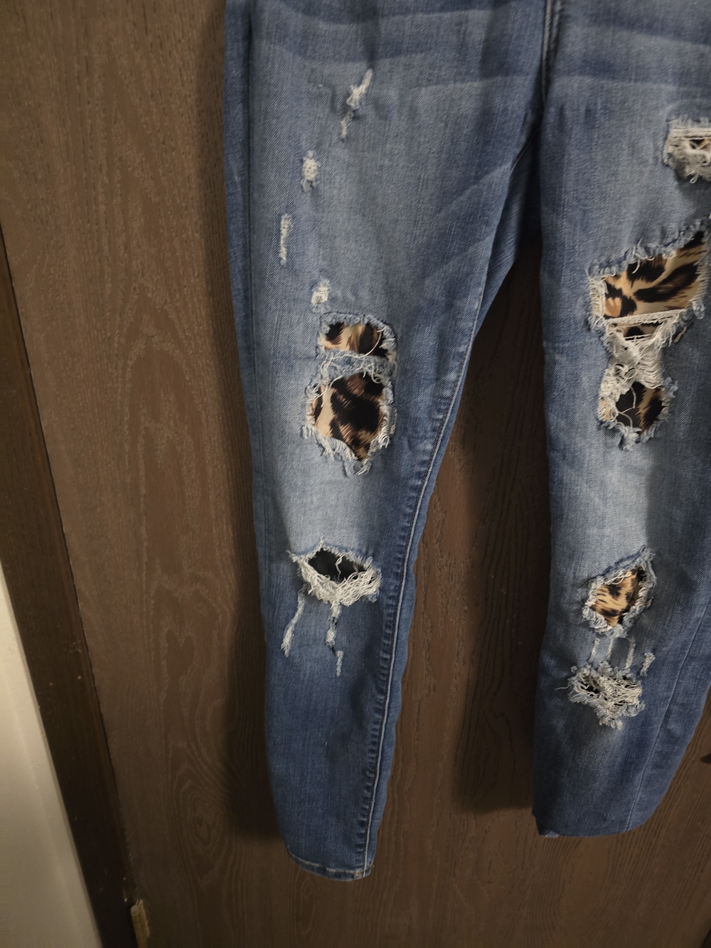 Judy Blue Blue Skinny Jeans with Leopard Patch Distressing - Picture 3 of 7